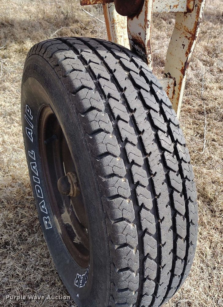 image for item IH9336 Crustbuster field cultivator