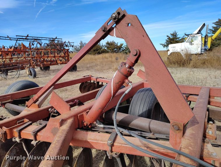 image for item IH9337 International 490 tandem disk