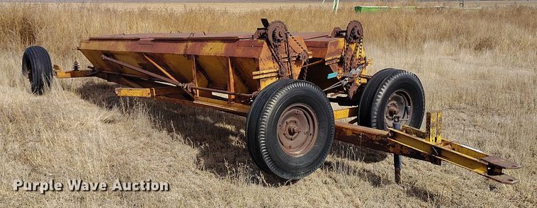 image for item IH9339 Barber drop spreader