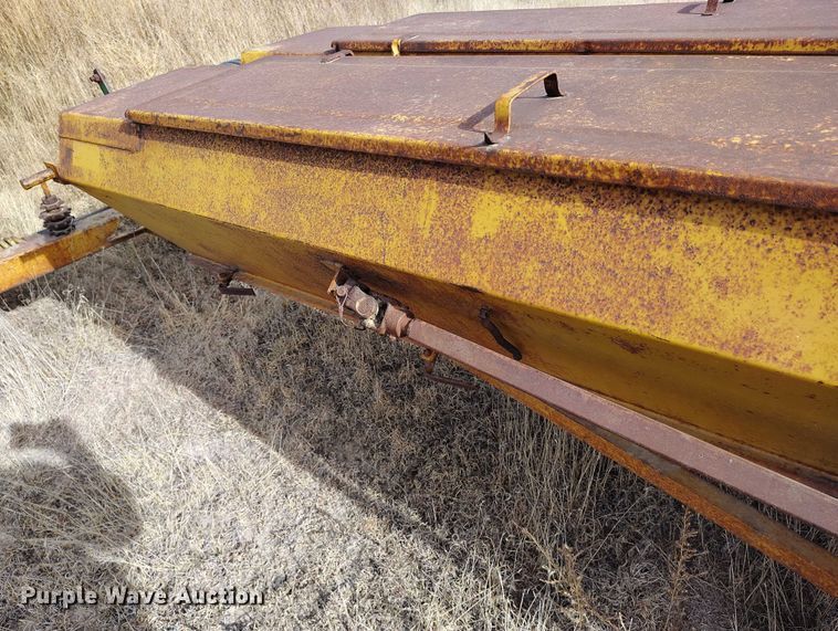 image for item IH9339 Barber drop spreader