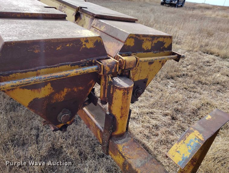 image for item IH9339 Barber drop spreader