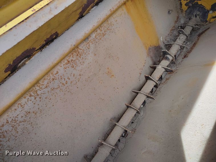 image for item IH9339 Barber drop spreader