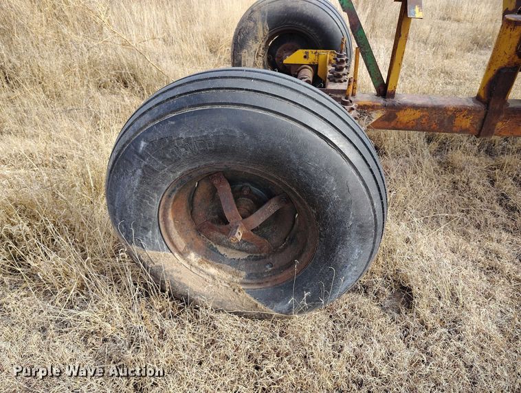 image for item IH9339 Barber drop spreader