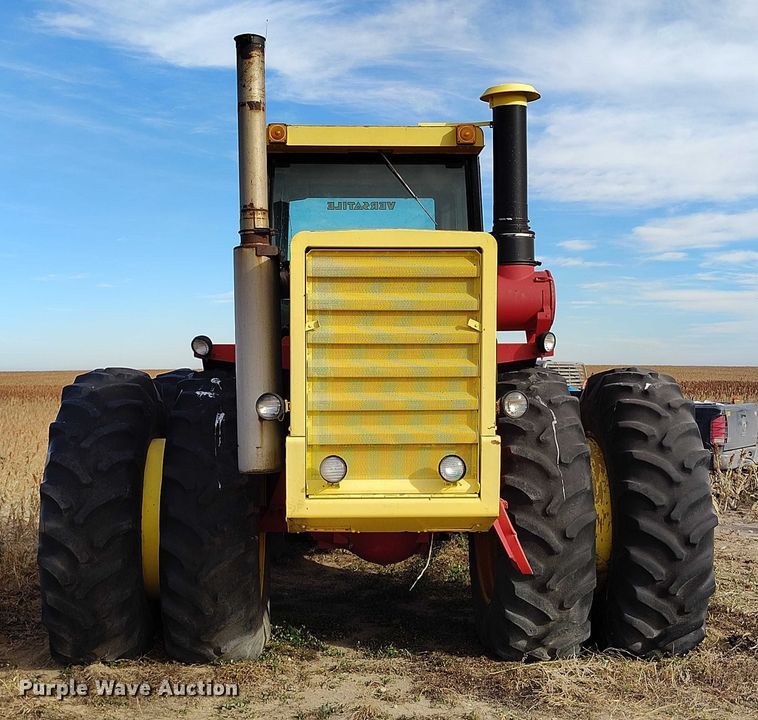 image for item IH9340 1979 Versatile 855 4WD tractor