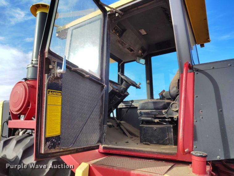 image for item IH9340 1979 Versatile 855 4WD tractor