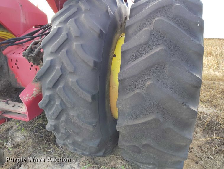 image for item IH9340 1979 Versatile 855 4WD tractor