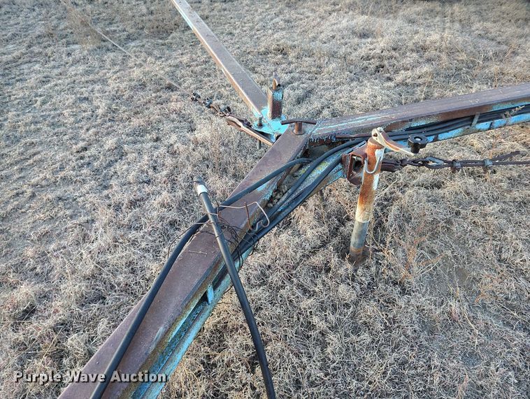 image for item IH9342 John Deere LZ 812 grain drill