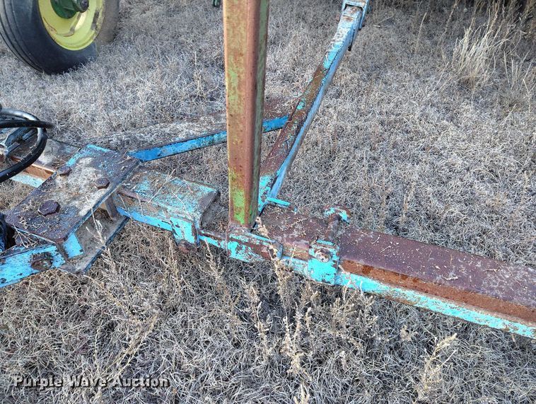 image for item IH9342 John Deere LZ 812 grain drill