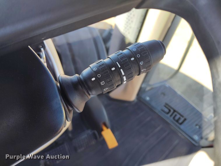 image for item IP9737 2021 Case IH Magnum 280 AFS Connect MFWD tractor