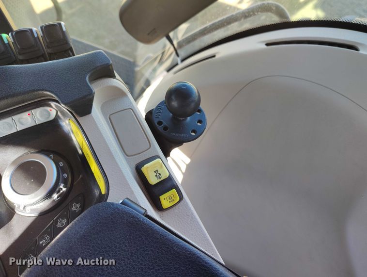 image for item IP9737 2021 Case IH Magnum 280 AFS Connect MFWD tractor