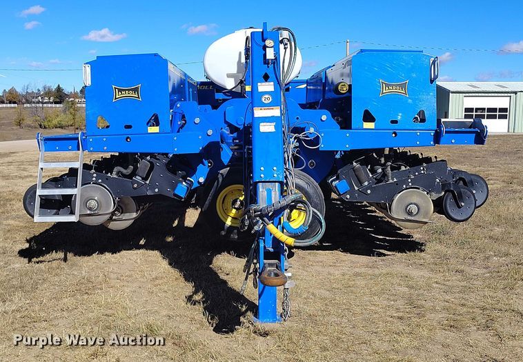 image for item IP9738 2015 Landoll 5531-40X10 grain drill