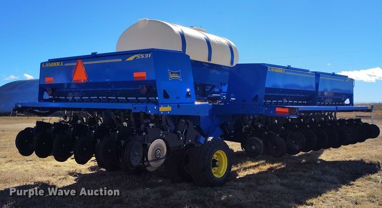 image for item IP9738 2015 Landoll 5531-40X10 grain drill