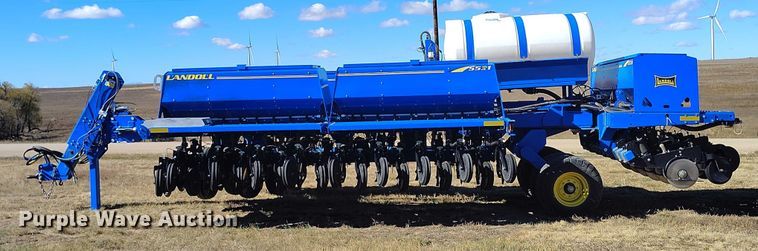 image for item IP9738 2015 Landoll 5531-40X10 grain drill