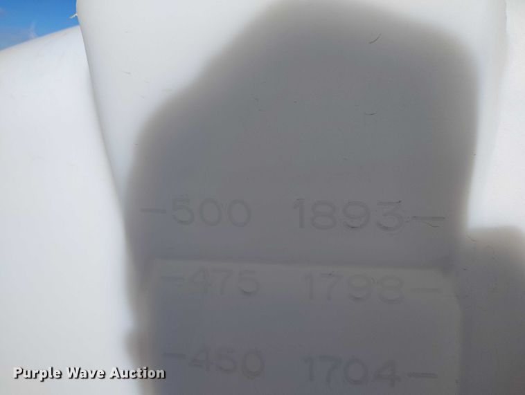 image for item IP9738 2015 Landoll 5531-40X10 grain drill