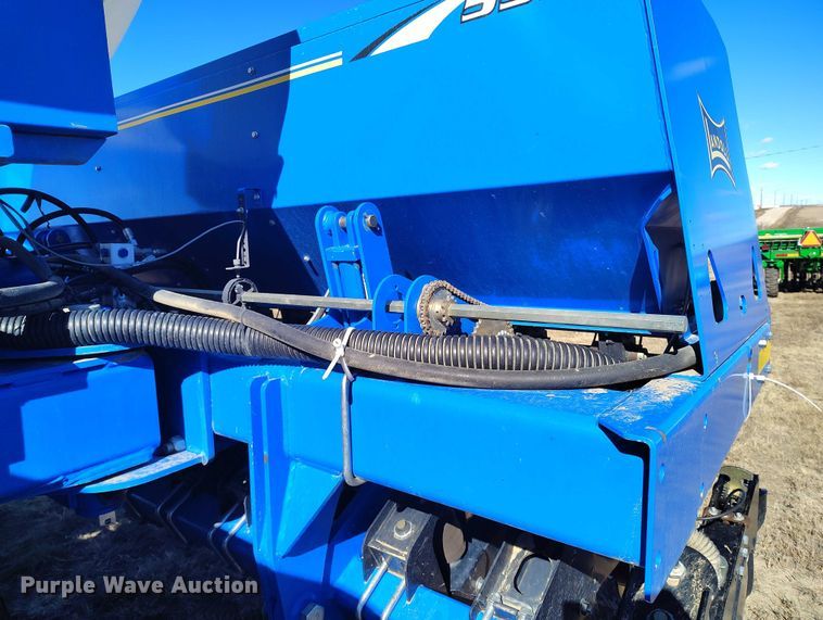 image for item IP9738 2015 Landoll 5531-40X10 grain drill