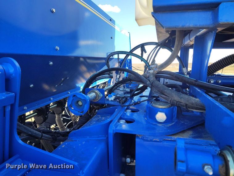 image for item IP9738 2015 Landoll 5531-40X10 grain drill