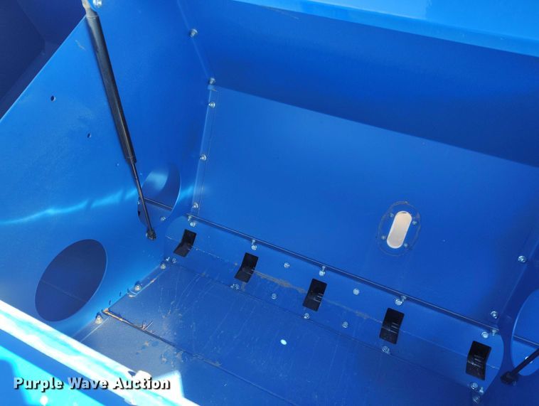 image for item IP9738 2015 Landoll 5531-40X10 grain drill