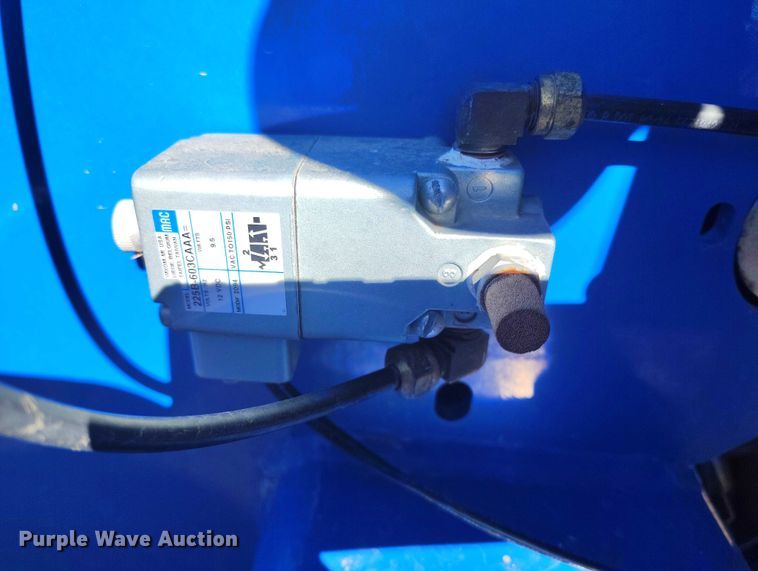 image for item IP9738 2015 Landoll 5531-40X10 grain drill