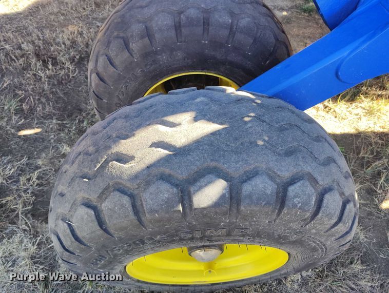 image for item IP9738 2015 Landoll 5531-40X10 grain drill