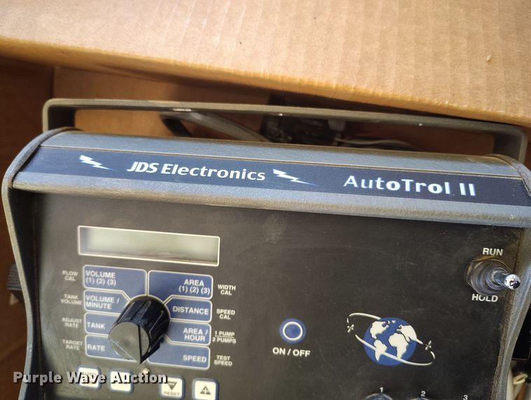 image for item IP9738 2015 Landoll 5531-40X10 grain drill