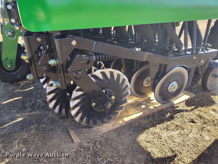 image for item IP9739 2023 Great Plains 3P806NT no-till grain drill