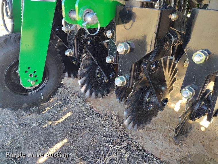 image for item IP9739 2023 Great Plains 3P806NT no-till grain drill