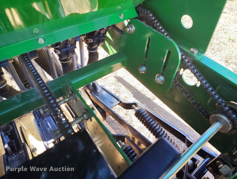 image for item IP9739 2023 Great Plains 3P806NT no-till grain drill