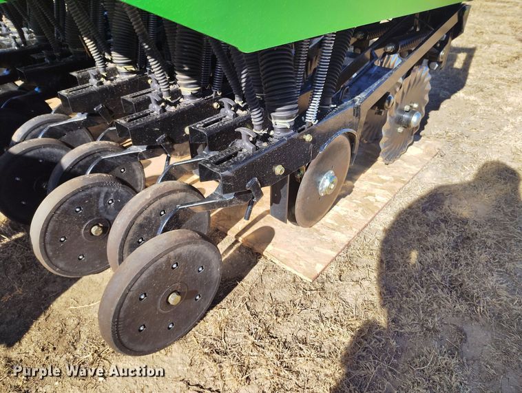 image for item IP9739 2023 Great Plains 3P806NT no-till grain drill