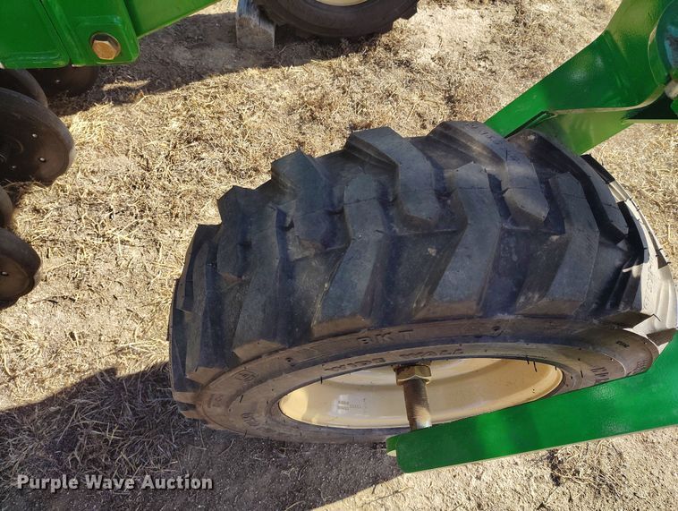 image for item IP9739 2023 Great Plains 3P806NT no-till grain drill