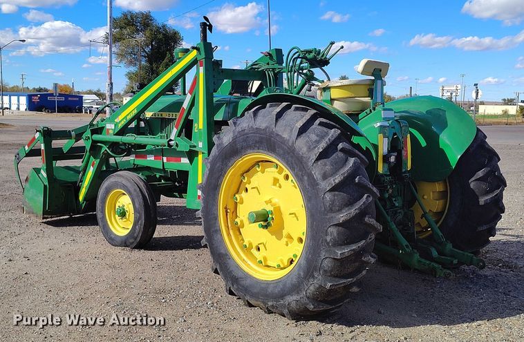 image for item IP9740 1961 John Deere 4010 tractor