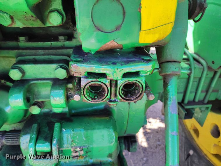 image for item IP9740 1961 John Deere 4010 tractor