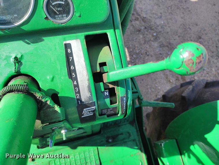 image for item IP9740 1961 John Deere 4010 tractor