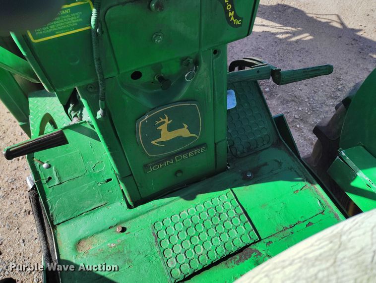 image for item IP9740 1961 John Deere 4010 tractor