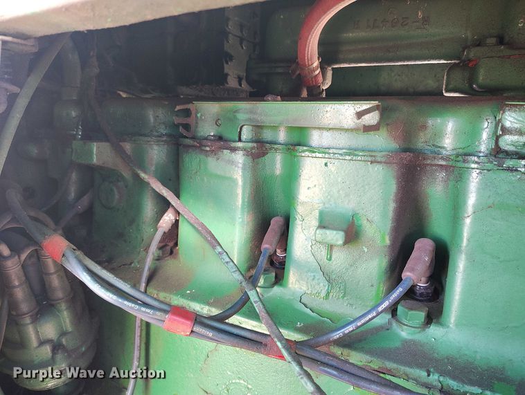 image for item IP9740 1961 John Deere 4010 tractor