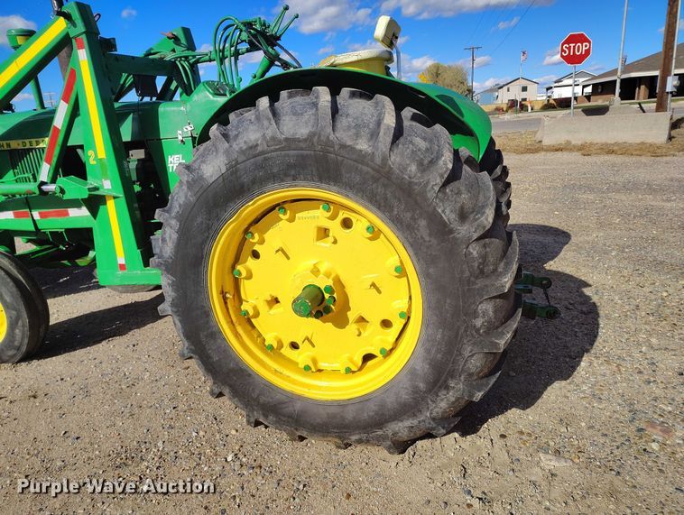 image for item IP9740 1961 John Deere 4010 tractor