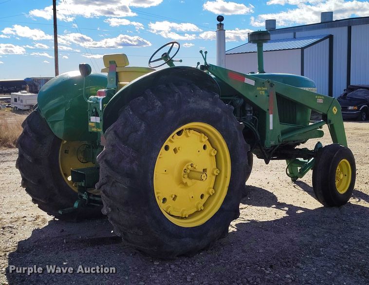 image for item IP9741 1962 John Deere 4010 tractor