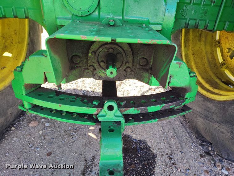 image for item IP9741 1962 John Deere 4010 tractor