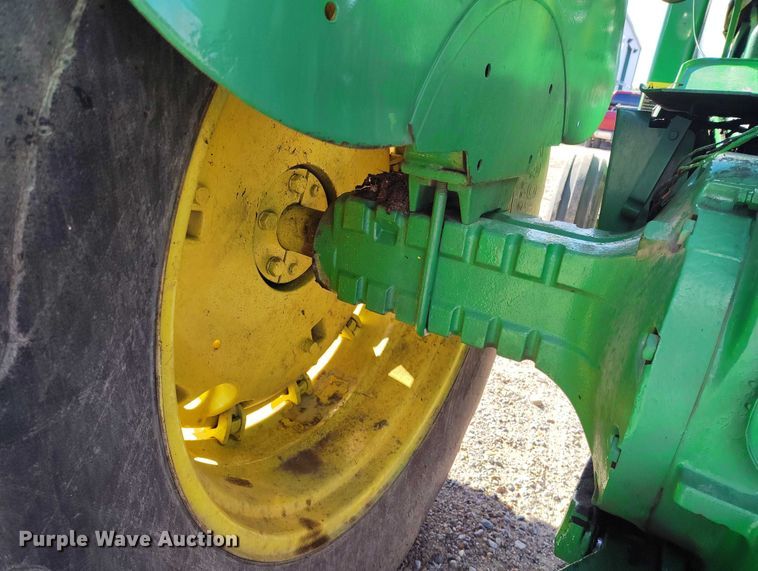 image for item IP9741 1962 John Deere 4010 tractor