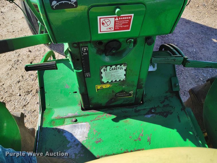 image for item IP9741 1962 John Deere 4010 tractor