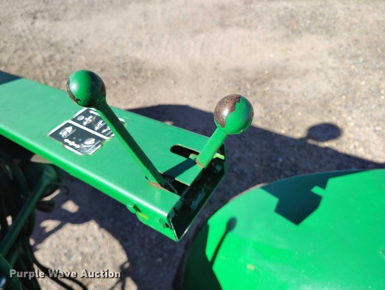 image for item IP9741 1962 John Deere 4010 tractor