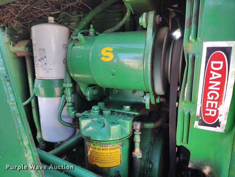 image for item IP9741 1962 John Deere 4010 tractor