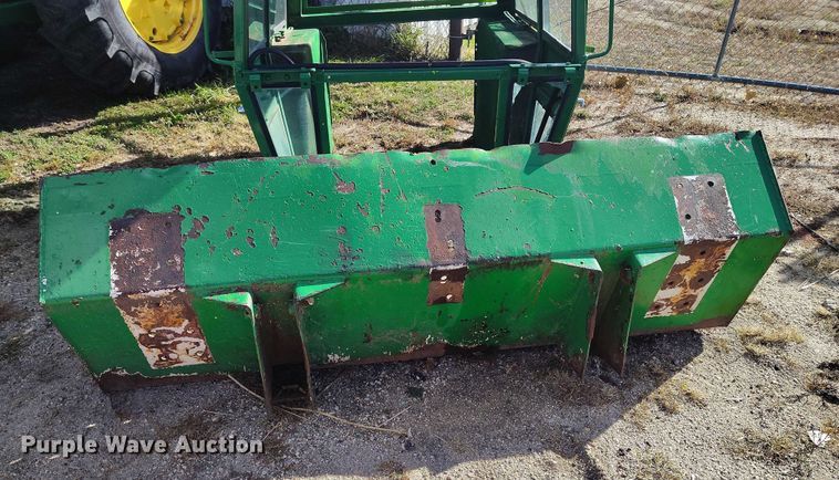 image for item IP9741 1962 John Deere 4010 tractor