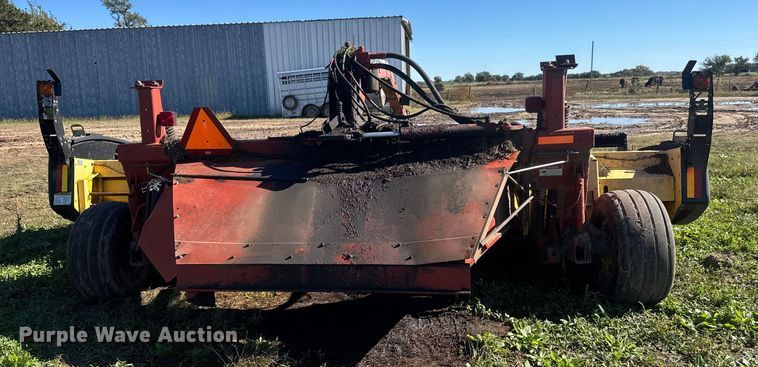 image for item NA9819 New Holland 16HS swather / windrower