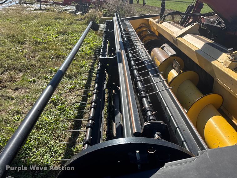 image for item NA9819 New Holland 16HS swather / windrower