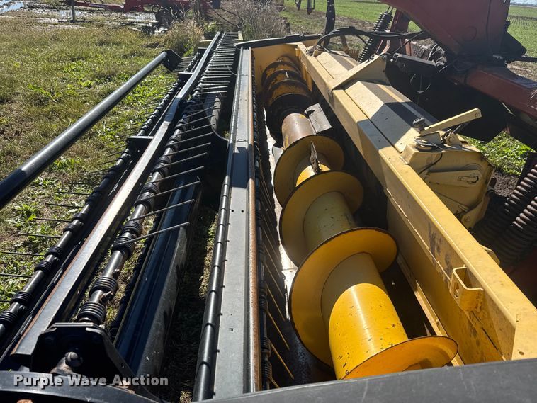 image for item NA9819 New Holland 16HS swather / windrower