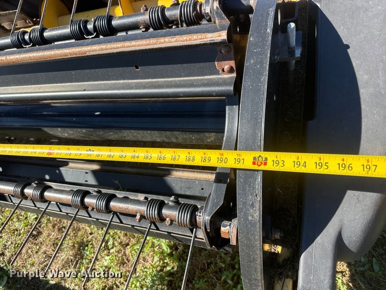 image for item NA9819 New Holland 16HS swather / windrower