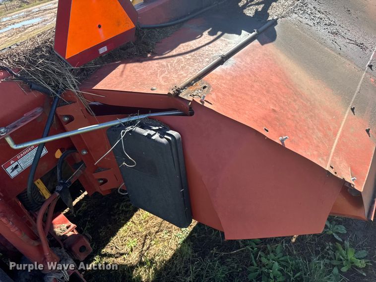 image for item NA9819 New Holland 16HS swather / windrower