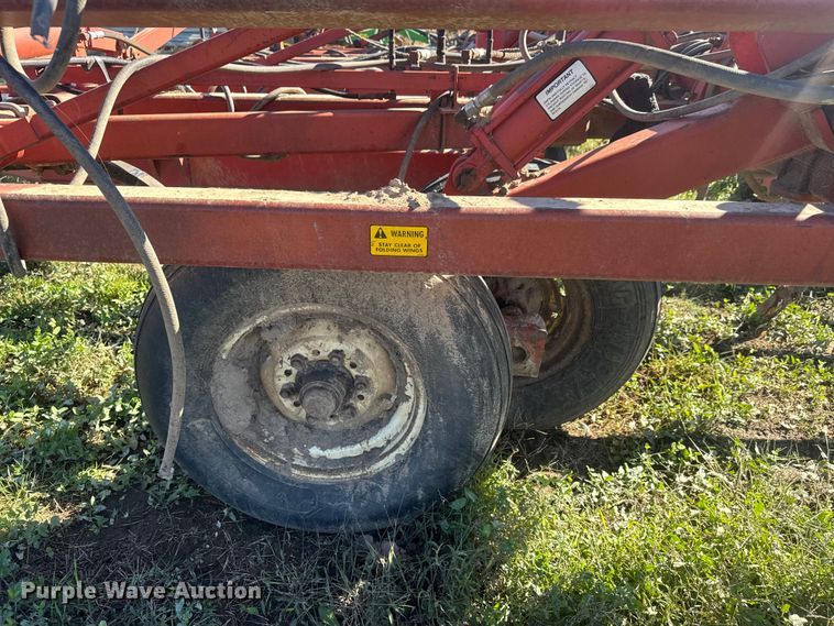 image for item NA9820 Sunflower Fallow-King 3040-28 sweep plow