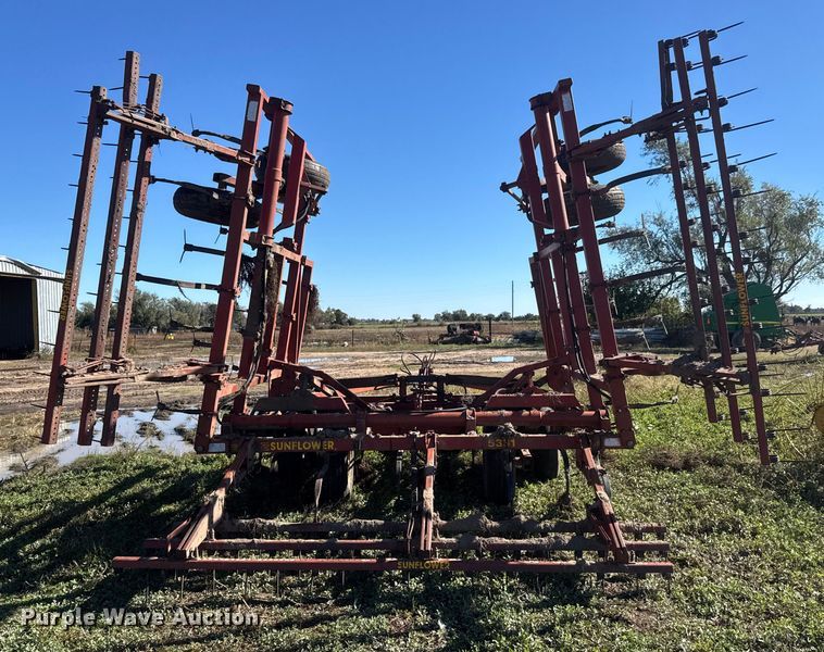 image for item NA9821 Sunflower 533127 field cultivator