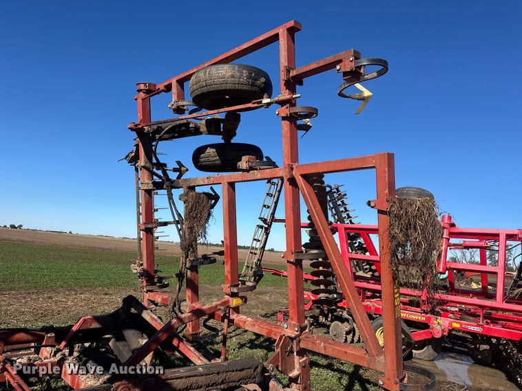 image for item NA9821 Sunflower 533127 field cultivator